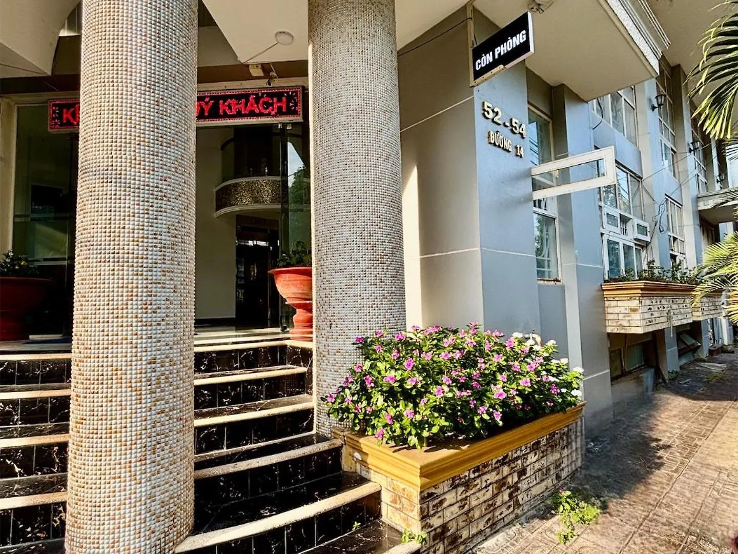 Khach San Hong Tam Hotel Ho Chi Minh City 2*,  Vietnam